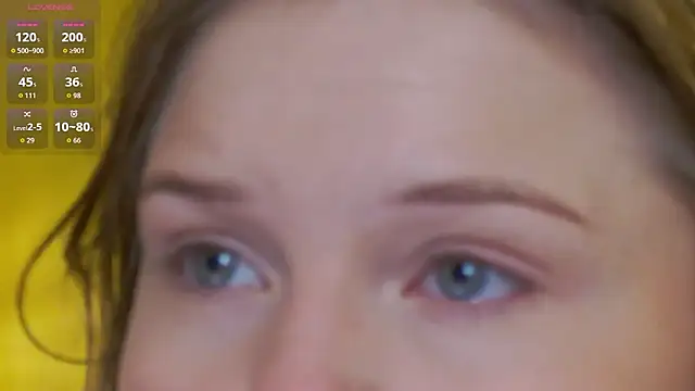 lessysweety online show from February 23, 3:18 am