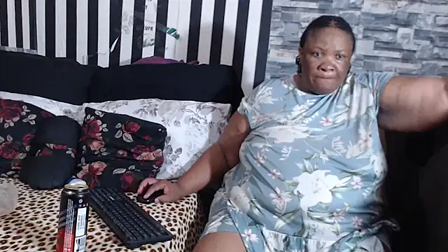 BigHotMatureXx online show from March 30, 8:58 am