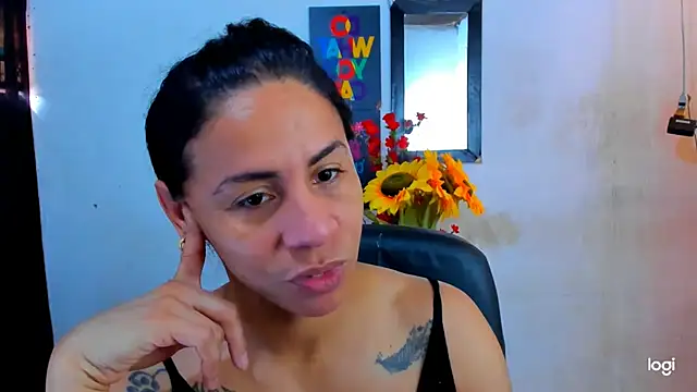 juanblakbigcock online show from May 17, 3:00 pm