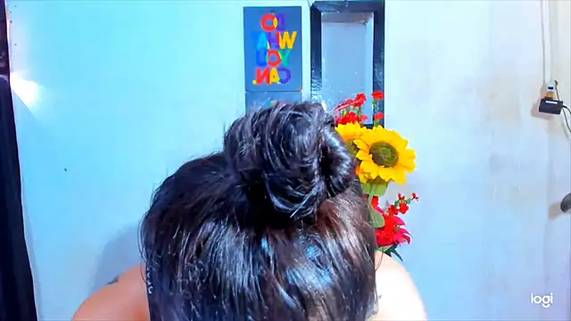 juanblakbigcock online show from May 19, 2:24 pm