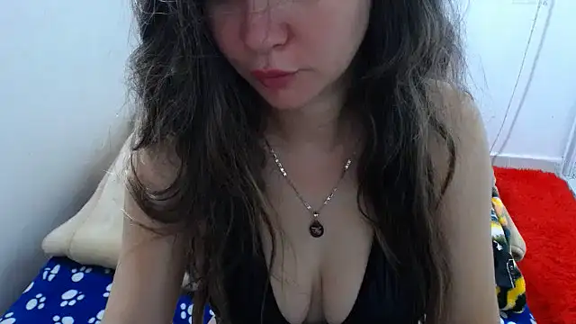 Luna girlhot  online show from March 5, 4:14 pm