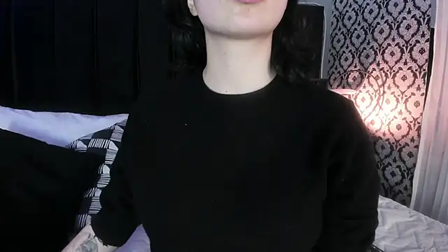 Adeelinee online show from March 3, 7:53 pm