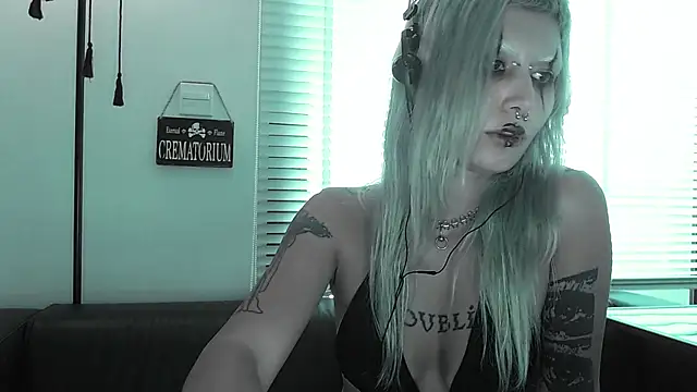 god x girl online show from May 15, 11:51 pm
