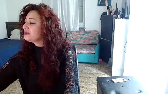 danasantoreal online show from May 9, 7:43 am