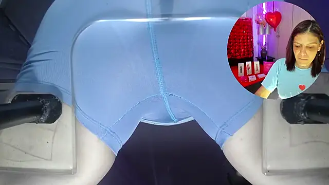 KatteMoss online show from February 11, 8:43 pm