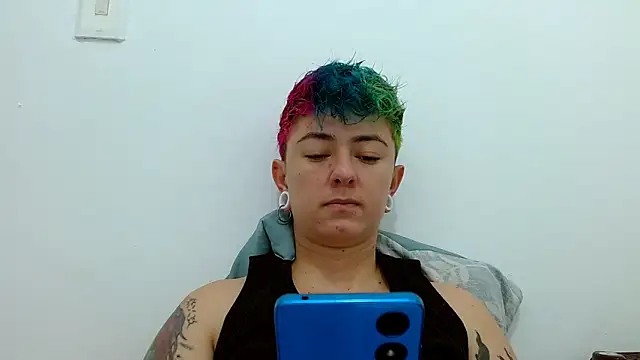 tomboyblue online show from November 5, 3:28 pm