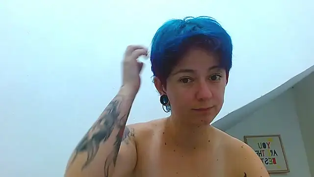 tomboyblue online show from March 22, 11:49 am