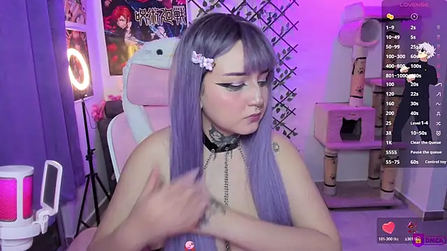 MaddyFooxx online show from May 4, 11:40 pm