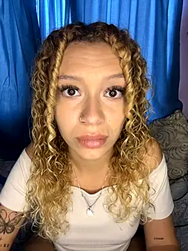 darkazulqueen2 online show from October 3, 7:08 pm