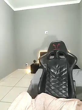 Livia Diaz online show from April 5, 5:23 pm