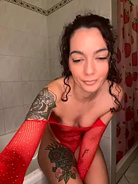 Strawberry queens online show from November 18, 10:22 pm