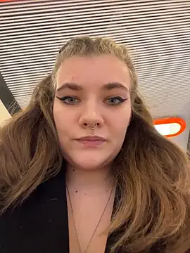 Holy Tereza online show from May 12, 3:41 pm
