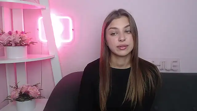 MilanaAngelAs online show from October 31, 5:53 am