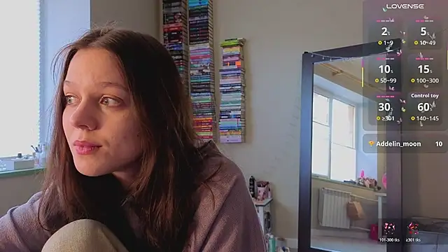 Addelin Moon online show from March 28, 5:51 am