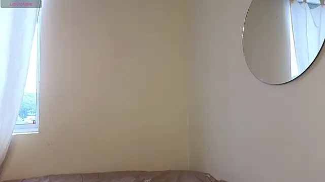 ViolettaSummer online show from October 5, 9:09 pm