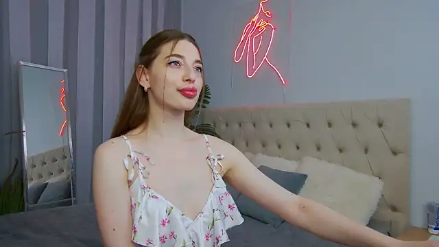 NicoleRosss online show from May 23, 2:37 pm