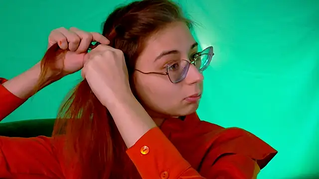 Orianna Fox online show from October 4, 5:17 pm
