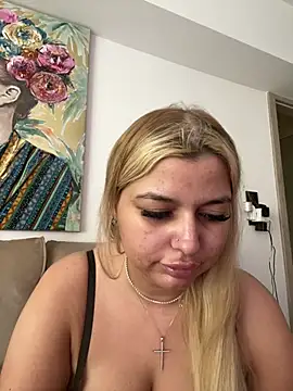 AllysonK online show from May 22, 12:58 pm