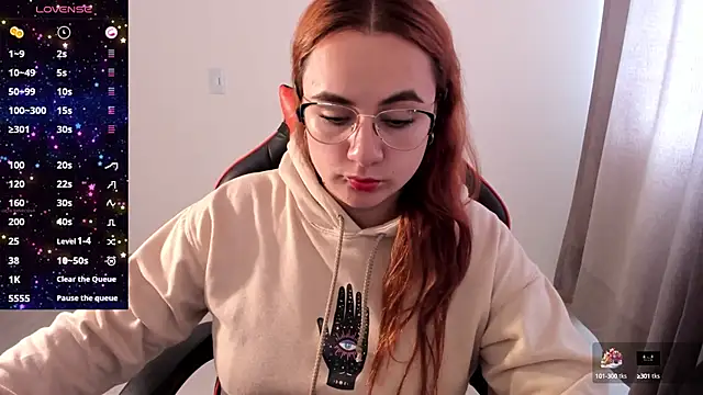 maryluna95 online show from October 15, 8:11 pm