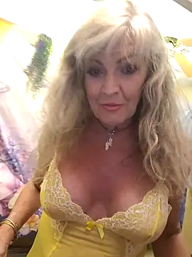 annika lately online show from May 13, 3:01 am