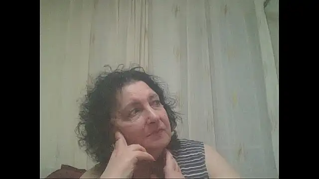 maturekorine online show from May 16, 6:29 pm