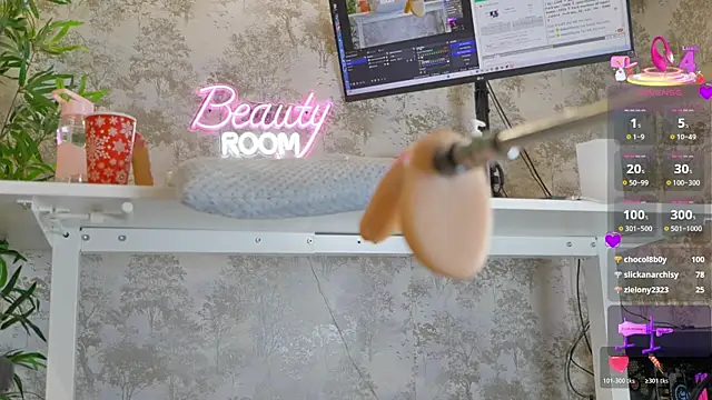 YourBurnWish online show from March 29, 9:03 pm