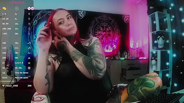miss jenna lovee online show from May 5, 1:52 am