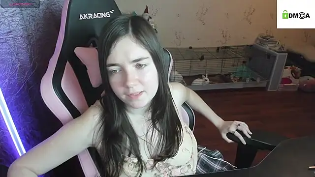 Crazy forest fairy online show from December 4, 1:41 am