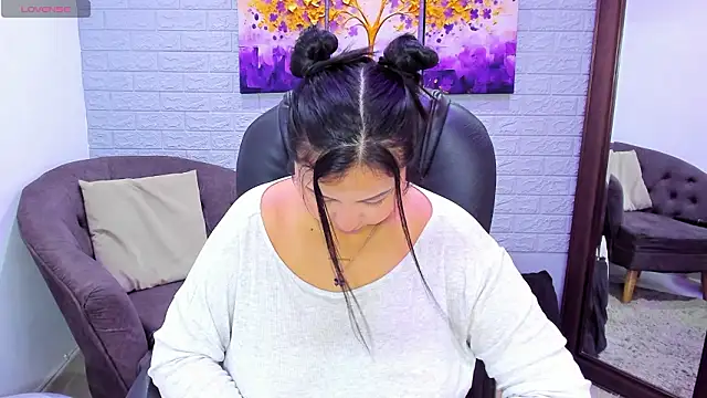  alaiasmile  online show from March 16, 4:33 pm