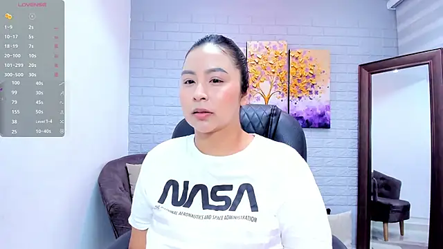  alaiasmile  online show from May 19, 7:21 pm