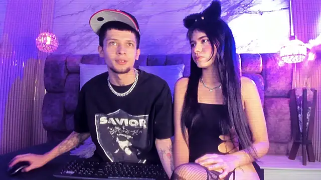 kendalltaylorr online show from May 26, 3:50 am