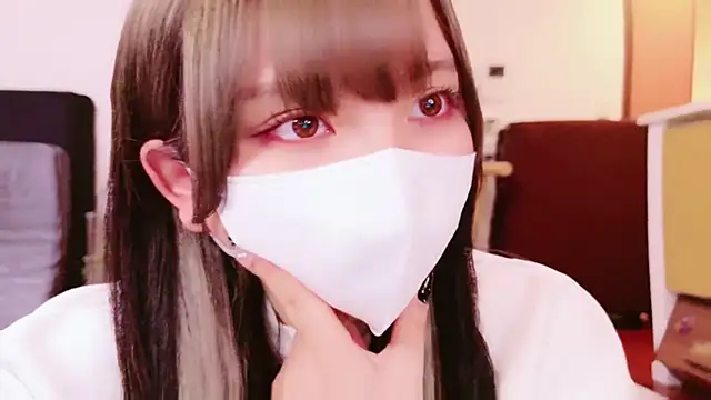 senachinnn online show from October 25, 7:16 am