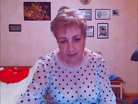 Victoria5643 online show from April 8, 7:16 pm