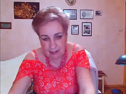 Victoria5643 online show from March 31, 6:19 pm