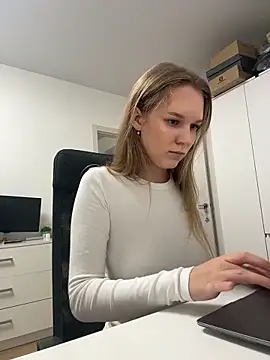 Ketitull online show from April 2, 1:41 pm