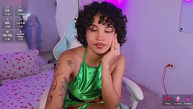 Peggy Funn online show from December 13, 10:38 pm