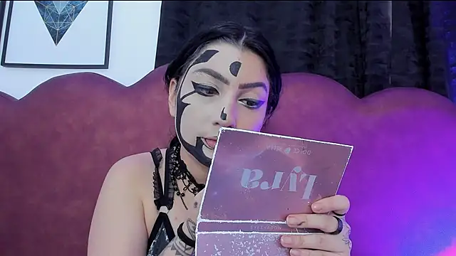 sophy rock online show from May 11, 3:07 pm