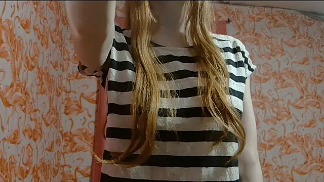 strawberrysmoothie online show from October 20, 2:25 am