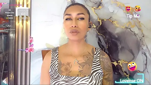 khiara moretti online show from January 5, 7:17 pm