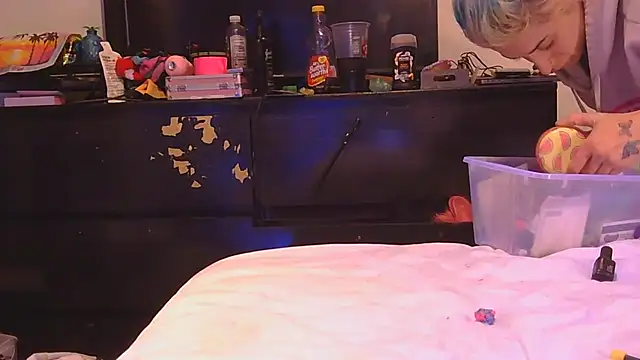 watermellonpussy online show from October 29, 7:49 pm