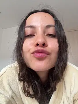 Megan Rodrigo online show from May 11, 2:45 pm