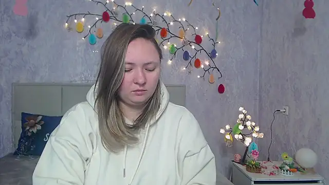 SallyVerda online show from April 10, 5:35 am