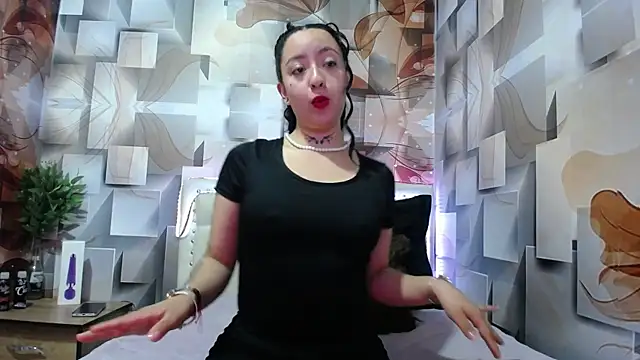 to k io  online show from September 29, 12:32 pm