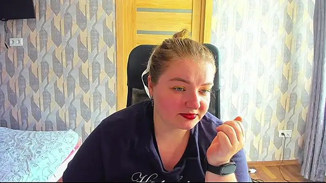 valery1610 online show from August 3, 1:39 pm