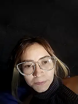JuliaMack online show from September 9, 5:24 pm