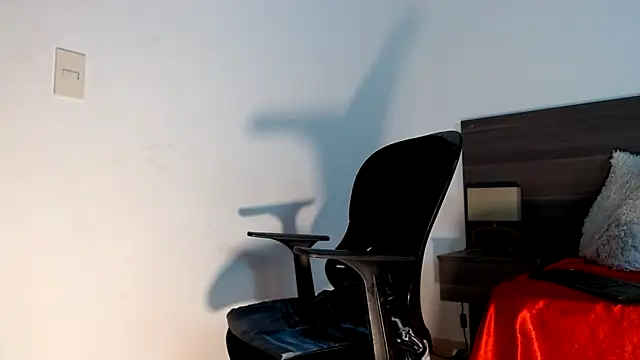 Mila cams1  online show from December 20, 7:29 pm