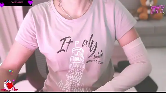  Blue Ruubyy  online show from March 24, 9:25 am