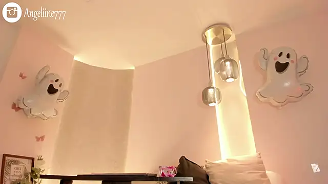 angeline-777 online show from October 28, 1:39 pm