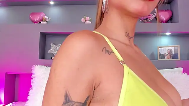 rosemonrooe online show from October 7, 3:27 pm