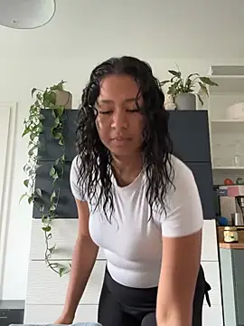 AshleyLoveee online show from May 22, 7:28 am